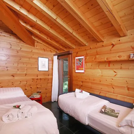 Villa Portesina, Lakefront With Private Pool&garden Sleeps 10 *