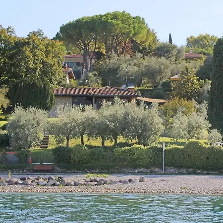 Villa Portesina, Lakefront With Private Pool And Garden Sleeps 10 *